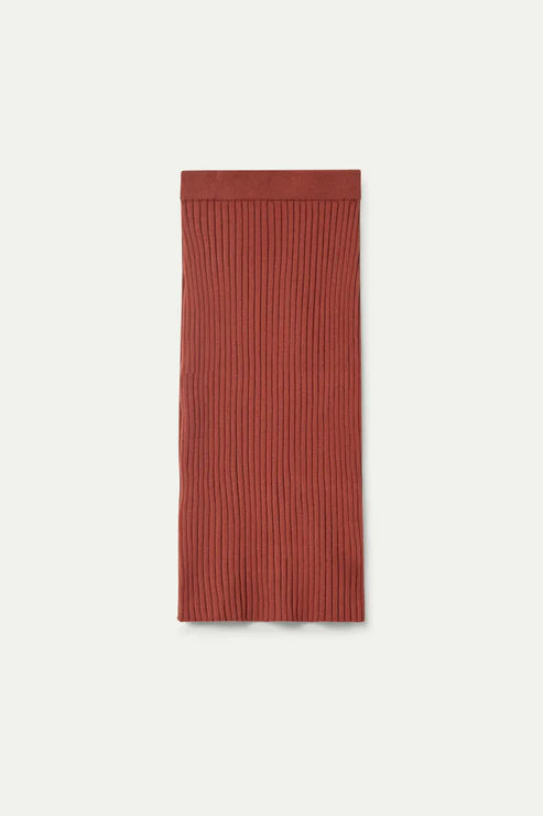 Falda Midi Punto MARRÓN - Compañía Fantástica 4