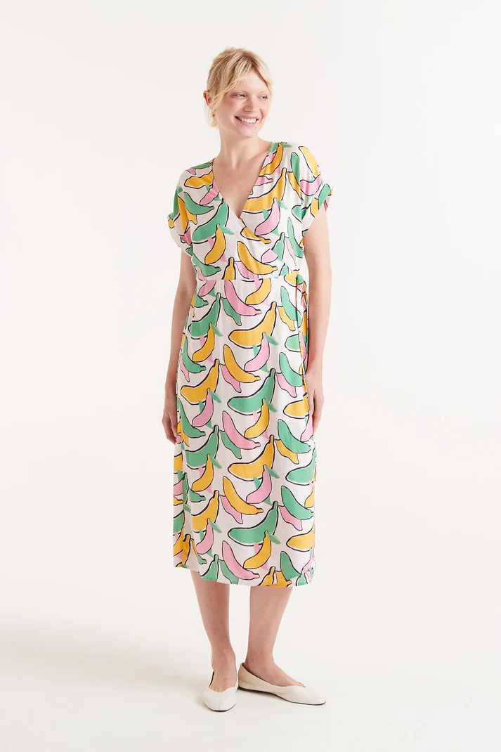 Vestido Midi LENZING™ ECOVERO™ Banana Compañía Fantástica Vestido Midi LENZING™ ECOVERO™ Banana Compañía Fantástica